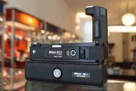 Nikon MD-3 + MB-1, for display purposes