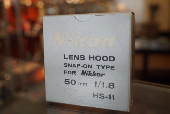Nikon HS-11 clip on lenshood 50mm F/1.8 lens, boxed