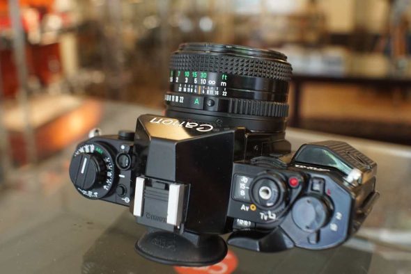 Canon A-1 + nFD 50mm f/1.8 kit