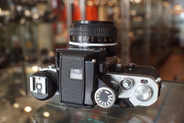 Nikon F2 Photomic kit + Nikkor 50mm f/2 Pre-AI