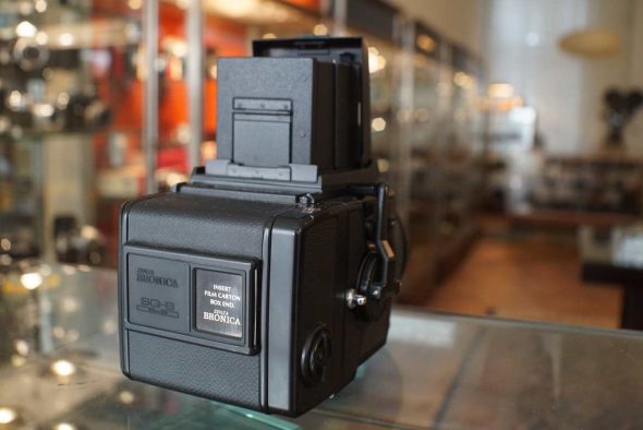 Bronica SQ-B with WLF + 80mm F/2.8 and 120 back