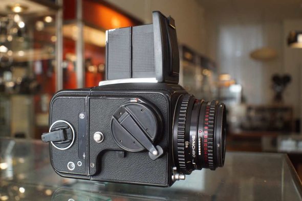Hasselblad 500C/M black + 80mm F/2.8 C lens