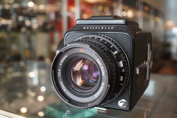 Hasselblad 500C/M black + 80mm F/2.8 C lens