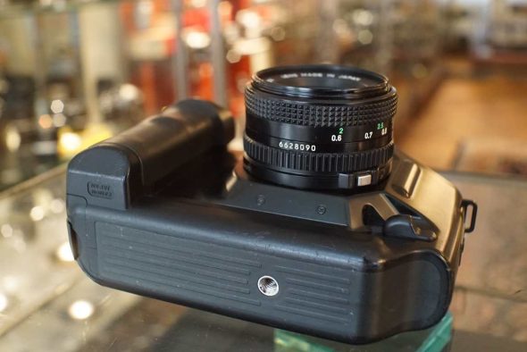 Canon T90 + nFD 50mm f/1.8 lens