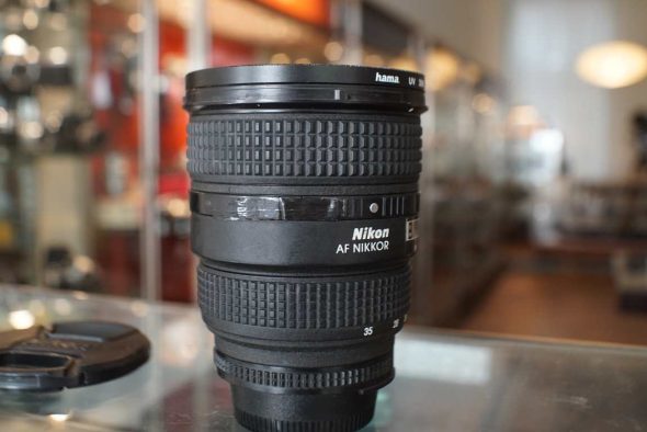 Nikon AF Zoom-Nikkor 20-35mm F/2.8D lens, worn, boxed