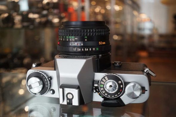 Minolta XD5 silver + 50mm F/1.7 lens kit