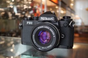Nikon FE2 black + E 50mm f/1.8 AIS pancake lens