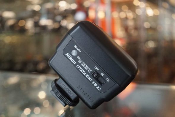 Nikon SB-23 flash for analog TTL Nikons