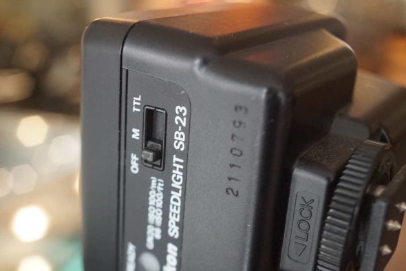 Nikon SB-23 flash for analog TTL Nikons