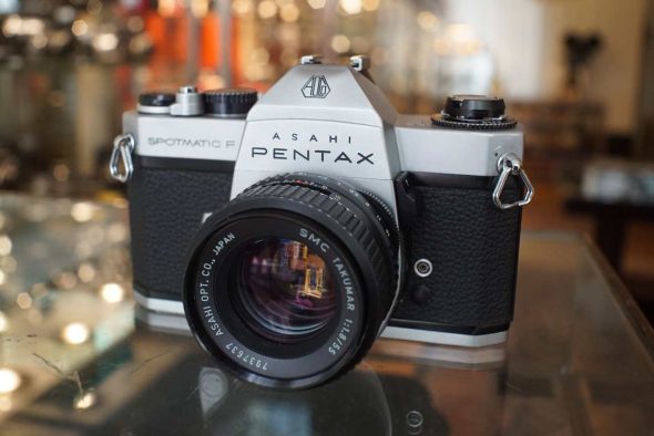 Pentax Spotmatic F + SMC Takumar 55mm f/1.8 kit