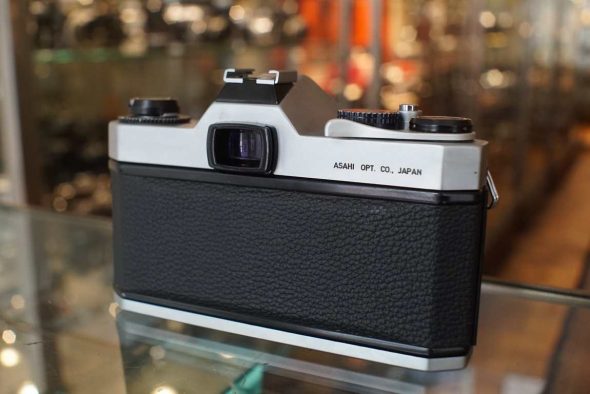 Pentax Spotmatic F + SMC Takumar 55mm f/1.8 kit