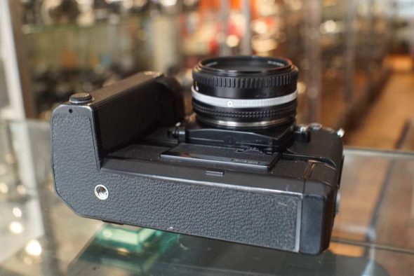 Nikon FA black + MD-15 + Nikkor 50mm f/1.8 AIS pancake