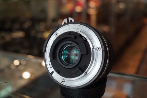 Nikon Nikkor 28mm F/2.8 AIS CRC lens
