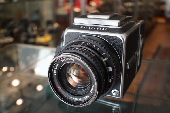 Hasselblad 500C/M + Planar 100mm F/3.5 T* C and A12 magazine