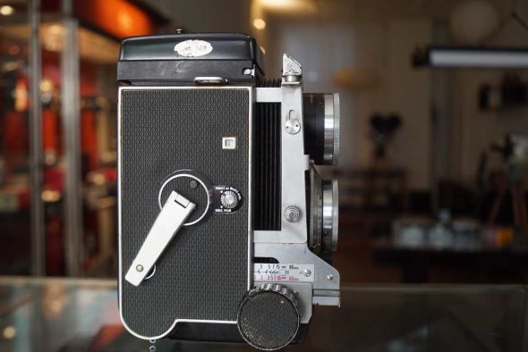 Mamiya C3 TLR + 105mm f/3.5 lens kit