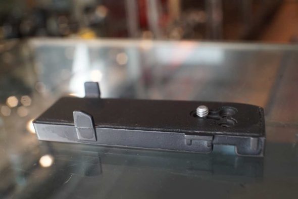 Nikon AH-3 tripod locating plate