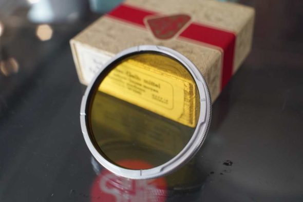 Rolleiflex VIIMI Medium yellow contrast filter for Bay IV (wide angle rolleiflex), boxed