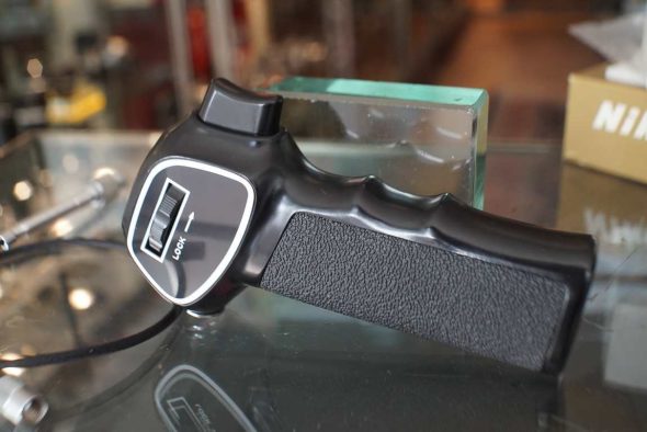 Nikon F Pistol grip model 2 incl. cable release, boxed