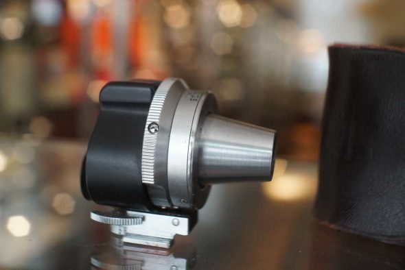 Leica VIOOH variable optical viewfinder, 35-135mm lenses with leather case
