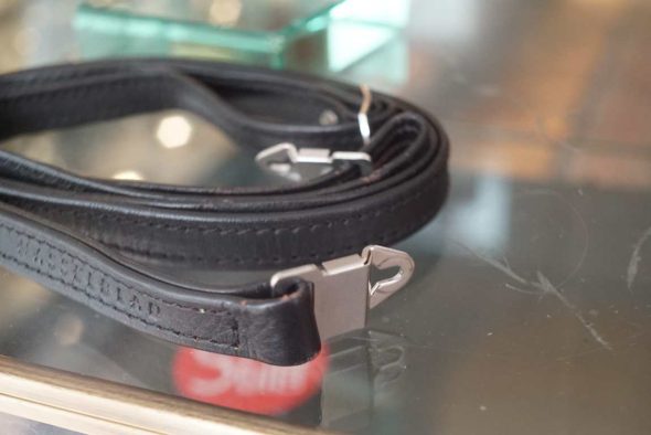 Hasselblad narrow leather strap with clips for 500C/M, etc.
