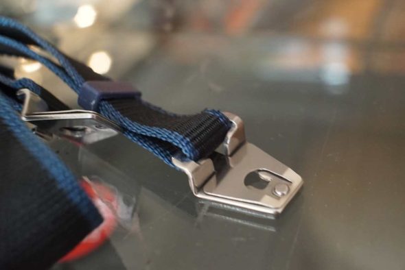 Mamiya RZ67 blue/black camera strap