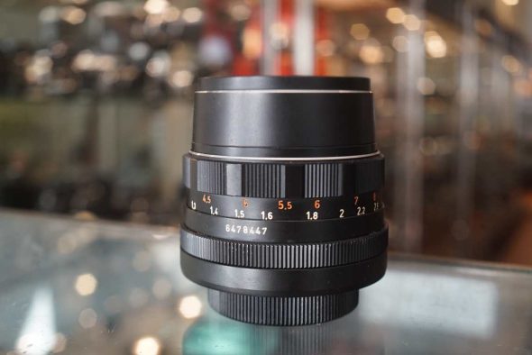 Pentacon 100mm f/2.8 M42 mount lens