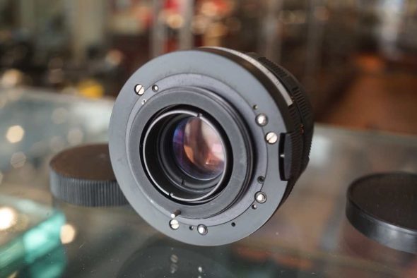 Pentacon 100mm f/2.8 M42 mount lens