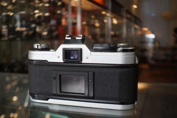 Canon AE-1 kit w/ FD 50mm f/1.8 SC lens