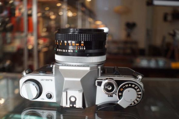 Canon AE-1 kit w/ FD 50mm f/1.8 SC lens