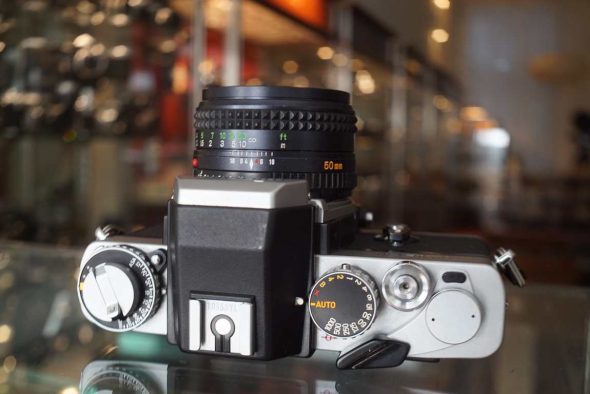Minolta XE-1 w/ MD Rokkor 50mm f/1.7