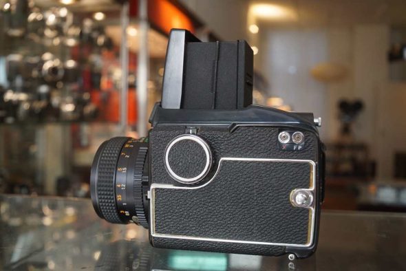Mamiya M645 + Sekor C 80mm f/2.8 + WLF kit