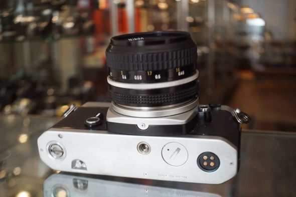 Nikon FE + Nikkor 50mm f/2 AI lens kit