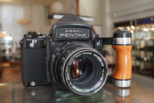 Pentax 67 kit with standard prism + Takumar 105mm F/2.4 lens + wooden grip