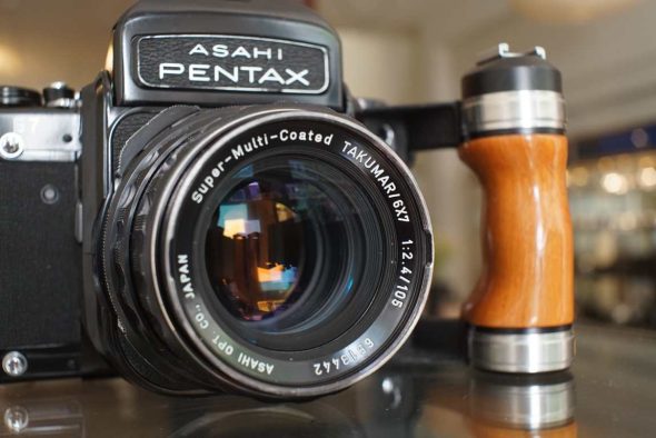 Pentax 67 kit with standard prism + Takumar 105mm F/2.4 lens + wooden grip