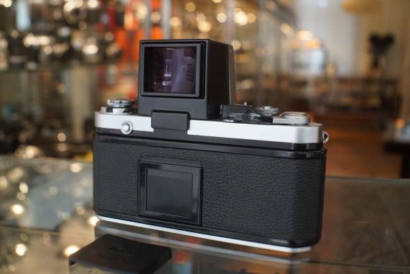 Nikon F2 silver + DA-1 finder + Nikkor 3.5 / 28mm, collectible