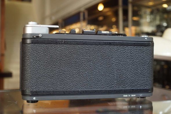 Brooks-Veriwide camera without lens