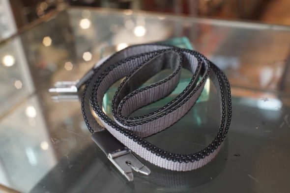 Rolleiflex strap for 2.8F etc