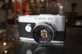 Olympus Pen F + F. Zuiko 38mm f/1.8 kit