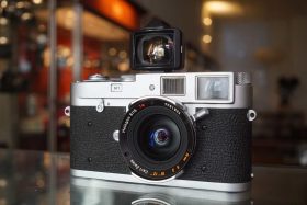 Leica M1 body + M-mount converted Carl Zeiss Hologon 16mm F/8 lens