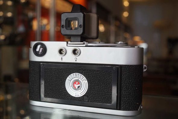 Leica M1 body + M-mount converted Carl Zeiss Hologon 16mm F/8 lens