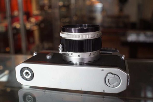 Canon P rangefinder + 50mm F/1.4 lens