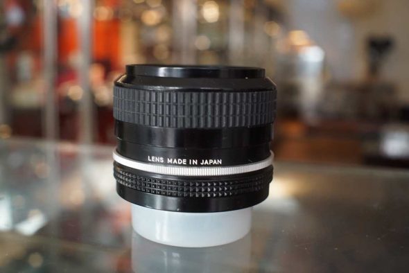 Nikon Nikkor 24mm F/2.8 Pre-Ai lens