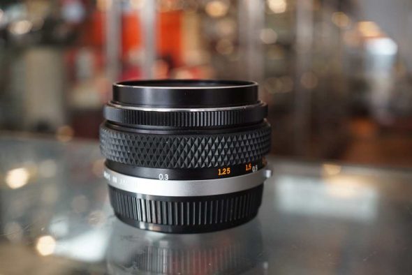 Olympus G.Zuiko Auto-W 35mm F/2.8 OM lens