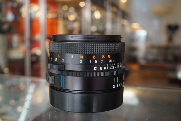 Carl Zeiss Planar 80mm F/2.8 T* FE blue line lens
