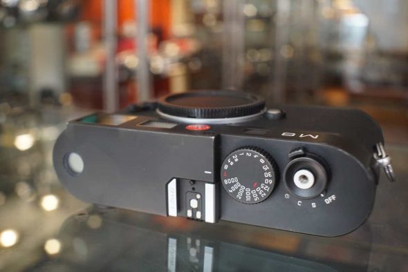 Leica 10701 M8 digital rangefinder body black, boxed