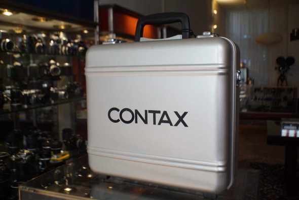 Contax G2, Black Millenium outfit w/ 28/45/90 + TLA200