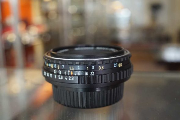 SMC Pentax-M 40mm F/2.8 PK pancake lens