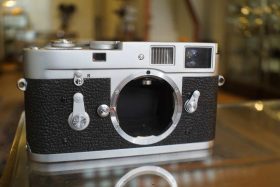 Leica M2 rangefinder, for restore/repair, OUTLET