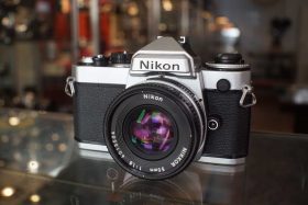 Nikon FE + Nikkor 50mm f/1.8 AIS pancake