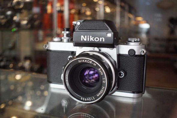 Nikon F2 photomic chrome + Nikkor-H 50mm F/2 lens